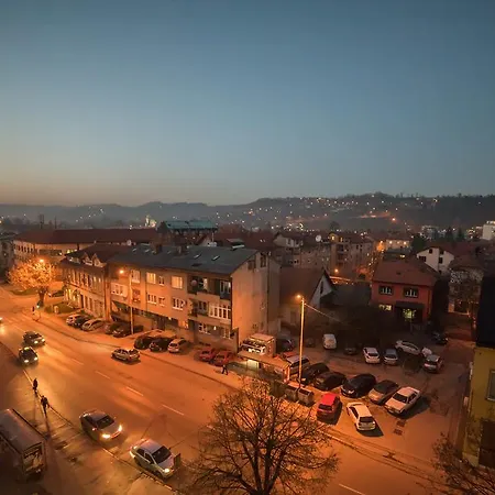 شقة Apartman Avaz