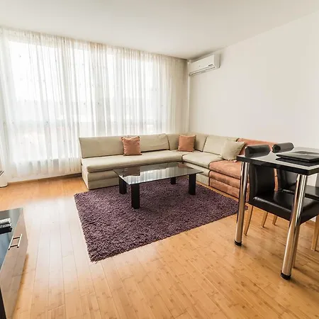 Apartman Avaz شقة *